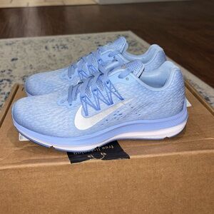 Nike Winflo 5 Women's Sky Blue Sneakers